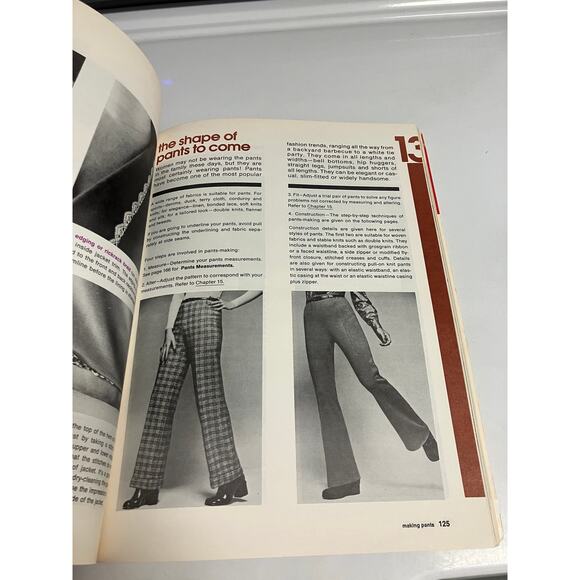 Lot of 2 Vintage Simplicity Sewing Books – Step-by-Step Guides, Revised Editions - Picture 8 of 10